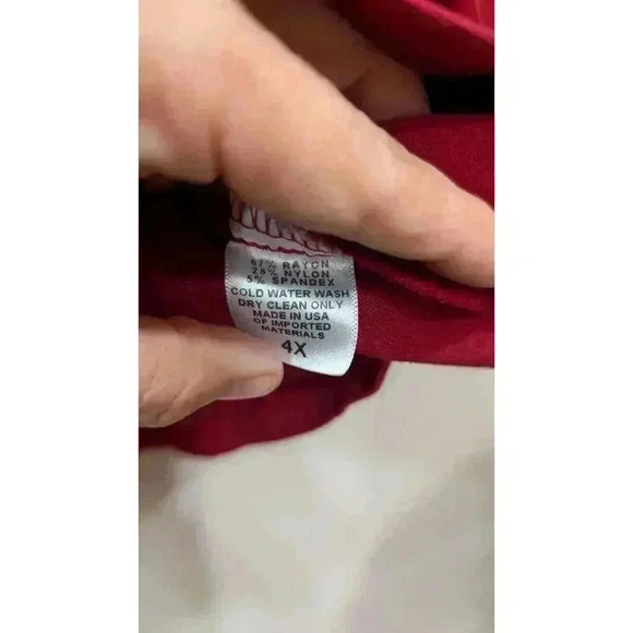 Women's red shirt 3/4 length sleeves by Laura Byrnes California 4x - Picture 3 of 5